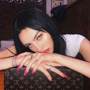 Meet your Posher, Bognar